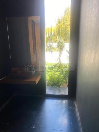 somptueuse-villa-a-louer-a-souissi-3-grandes-pieces-salon-marocain-securite-big-3