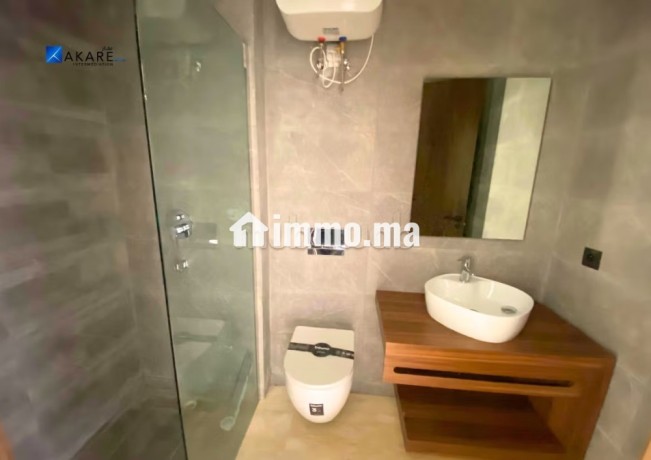 studio-vide-a-louer-a-quartier-bourgogne-big-4