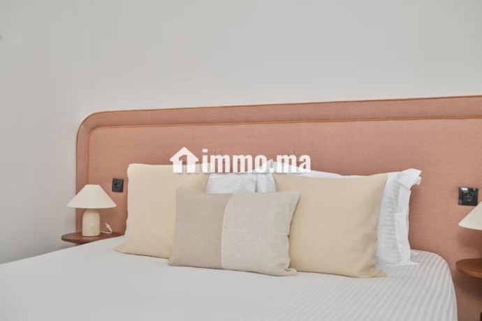 appartement-raffine-avec-balcon-prive-a-oasis-big-9