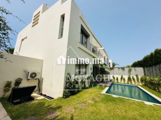Villa 4 chambres avec piscine privée à Dar Bouazza - Villa à vendre - Dar Bouazza