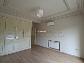 Villa dans un cartier de luxe a Tanger - Villa à vendre - Tanger