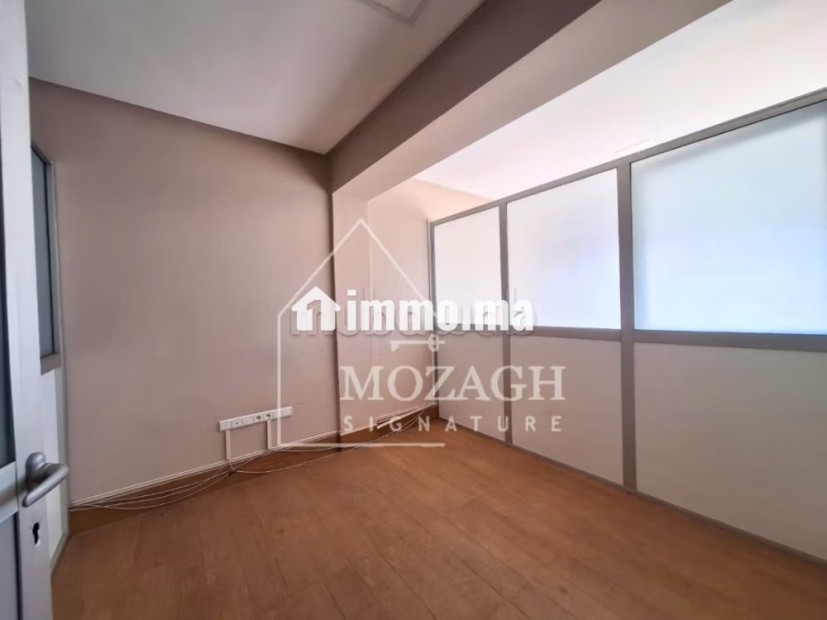 Bel bureau de 69 m² sur immeuble sécurisé - Location Immobilier - Marrakech - photo 4
