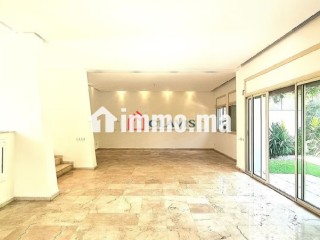Villa avec piscine proche de l'ecole Americaine - Villa à vendre - Casablanca
