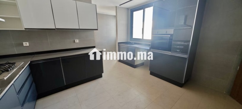 appartement-de-luxe-a-vendre-hay-riad-rabat-big-8