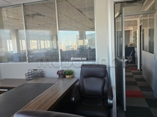 Beaux bureaux à louer à Racine. Surface de 310 m². Parking et ascenseur - Bureau à louer - Casablanca