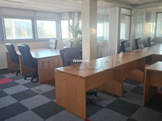 Beaux bureaux à louer à Racine. Surface de 310 m². Parking et ascenseur - Bureau à louer - Casablanca