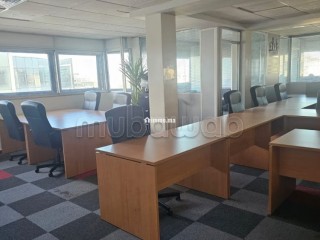 Beaux bureaux à louer à Racine. Surface de 310 m². Parking et ascenseur - Bureau à louer - Casablanca