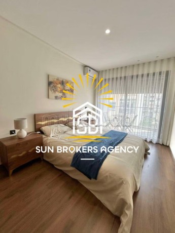 joli-studio-bourgogne-moderne-big-3