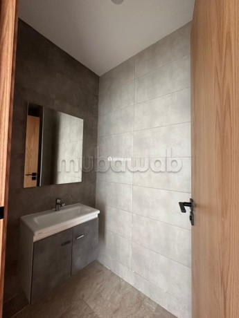 beaux-bureaux-a-louer-a-louer-quartier-charles-big-4