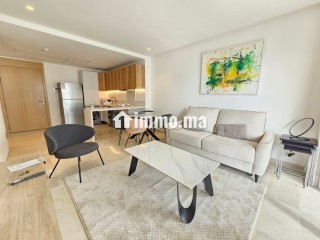 Joli studio neuf meublé en étage élevé - Appartement à louer - Casablanca