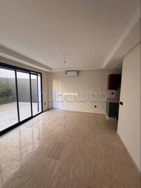 Appartement à l'achat à Anfa. 1 Pièce. Salon Marocain, sécurité - Vente Immobilier - Casablanca - photo 2