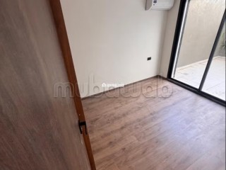 Appartement à l'achat à Anfa. 1 Pièce. Salon Marocain, sécurité - Appartement à vendre - Casablanca