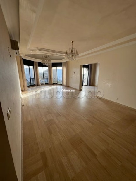 Appartement propre vue sur la mer résidence fermée avec piscine - Location Immobilier - Casablanca - photo 1