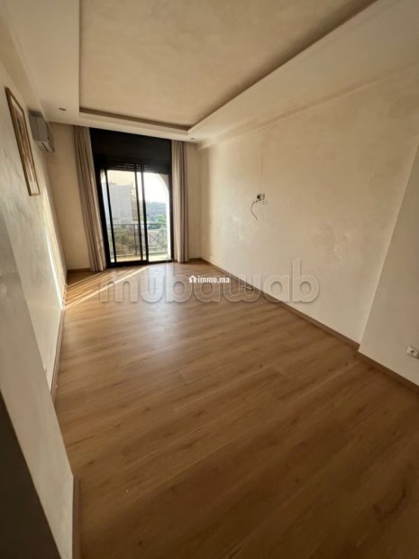 Appartement propre vue sur la mer résidence fermée avec piscine - Location Immobilier - Casablanca - photo 3