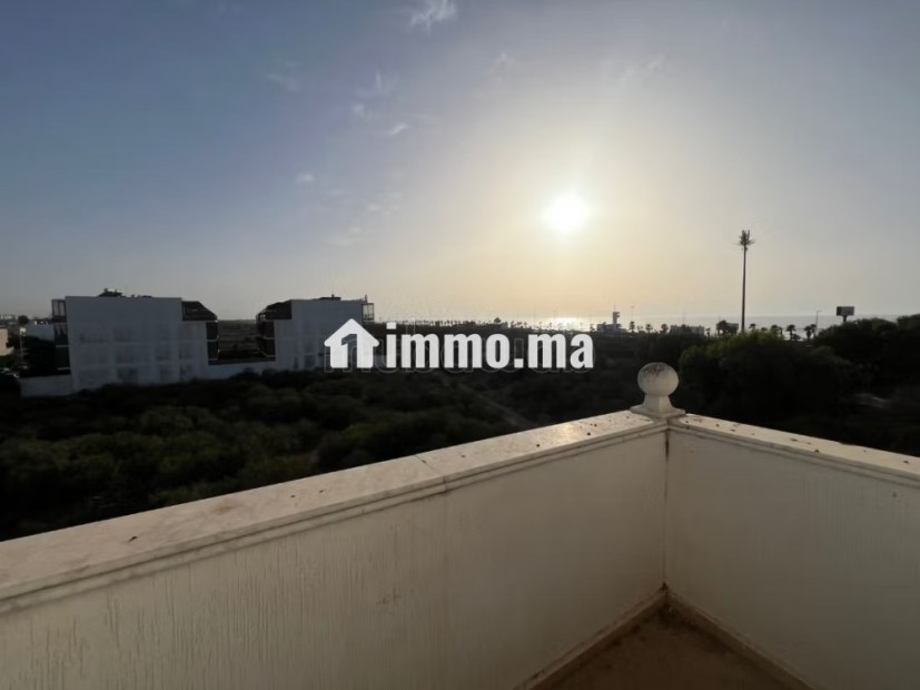 Appartement propre vue sur la mer résidence fermée avec piscine - Location Immobilier - Casablanca - photo 4