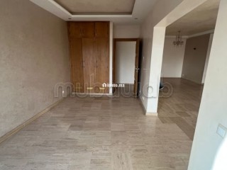 Appartement propre vue sur la mer résidence fermée avec piscine - Appartement à louer - Casablanca
