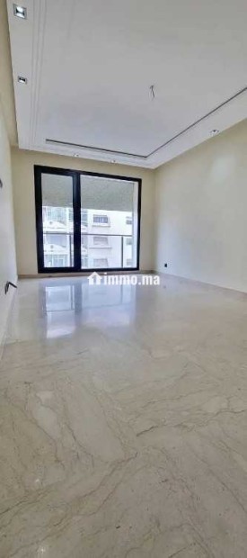 2 chambres salon vide bd tantane - Location Immobilier - Casablanca - photo 1