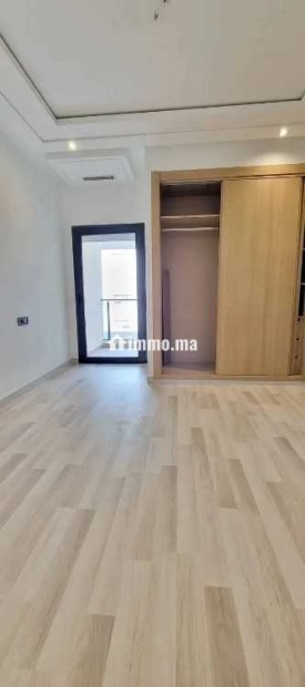 2 chambres salon vide bd tantane - Location Immobilier - Casablanca - photo 3