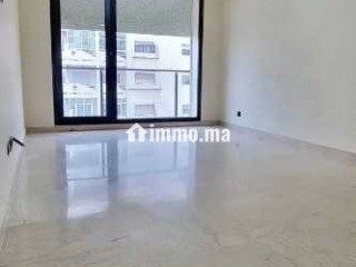 2 chambres salon vide bd tantane - Appartement à louer - Casablanca
