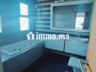 Bel appartement avec vue sur mer - Appartement à louer - Casablanca