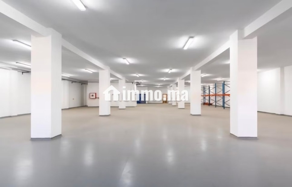 Bâtiment industrielle en location à Sapino. Surface totale 4000 m² - Location Immobilier - Nouaceur - photo 1