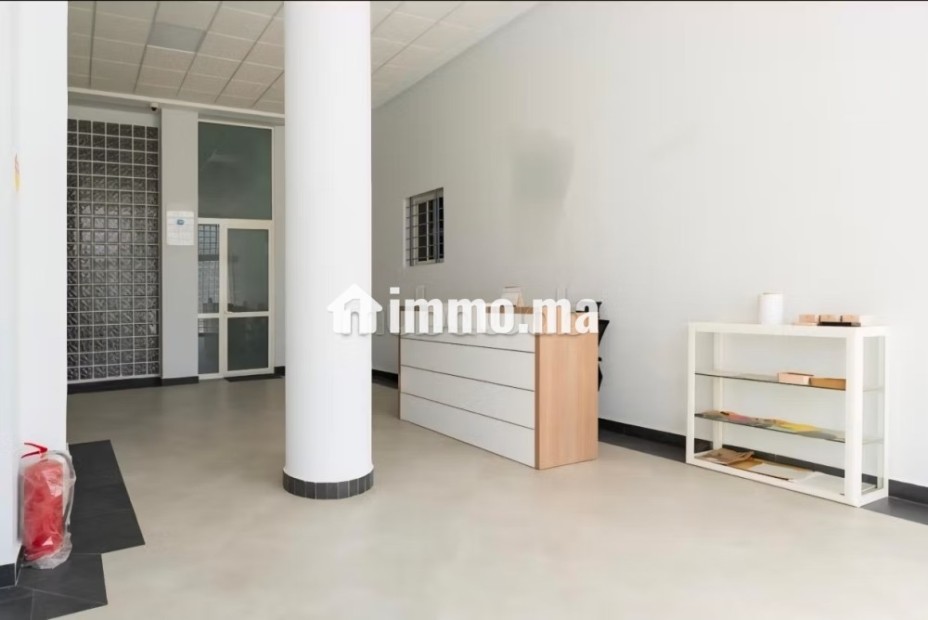 Bâtiment industrielle en location à Sapino. Surface totale 4000 m² - Location Immobilier - Nouaceur - photo 2