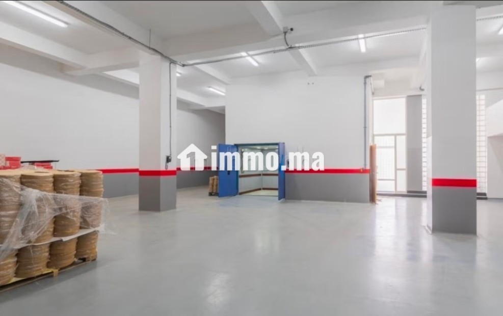 Bâtiment industrielle en location à Sapino. Surface totale 4000 m² - Location Immobilier - Nouaceur - photo 3