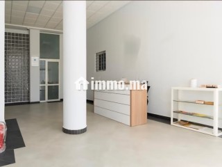 Bâtiment industrielle en location à Sapino. Surface totale 4000 m² - Appartement à louer - Nouaceur
