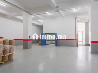 Bâtiment industrielle en location à Sapino. Surface totale 4000 m² - Appartement à louer - Nouaceur