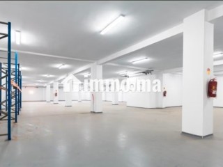Bâtiment industrielle en location à Sapino. Surface totale 4000 m² - Appartement à louer - Nouaceur