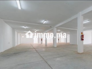 Bâtiment industrielle en location à Sapino. Surface totale 4000 m² - Appartement à louer - Nouaceur