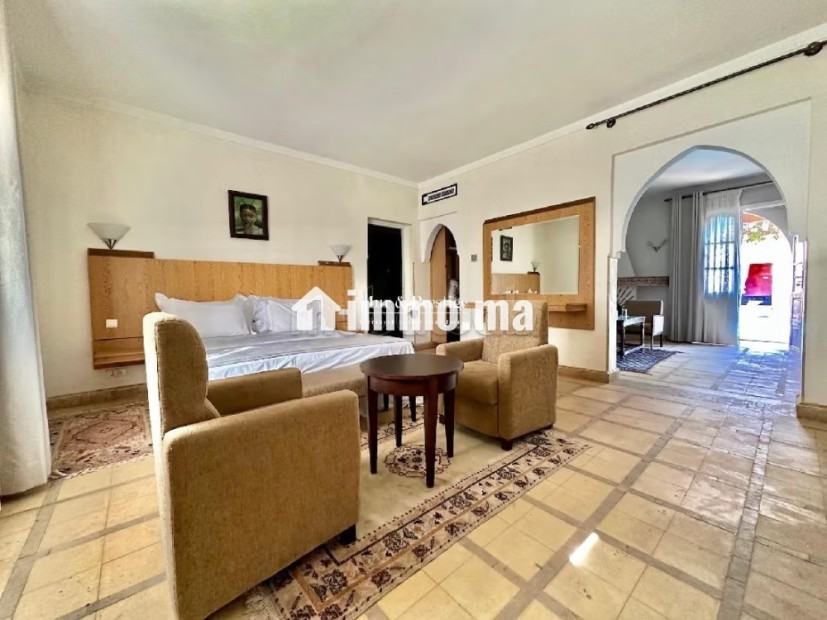 Maison d’hôtes de 12 Chambres à Vendre à Marrakech - Vente Immobilier - Marrakech - photo 8