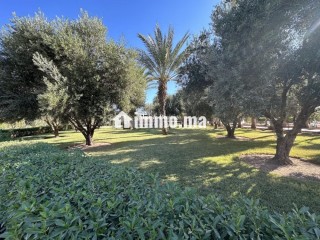 Maison sur Deux Hectares à 10min du Centre Ville - Maison à vendre - Marrakech