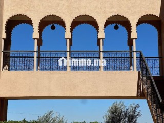 Propriété De Prestige à Vendre à 15 min du Centre Ville - Appartement à vendre - Autre