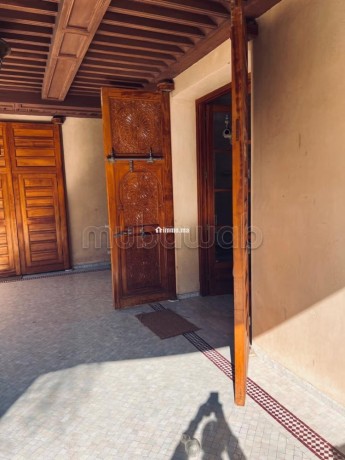 ambassador-villa-avec-ch-central-et-piscine-big-1