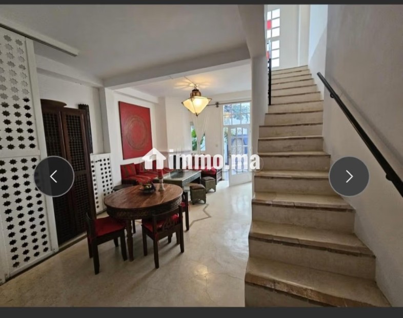 Villa de haut standing à vendre à Asilah. 4 chambres. Parking et jardin - Vente Immobilier - Asilah - photo 3