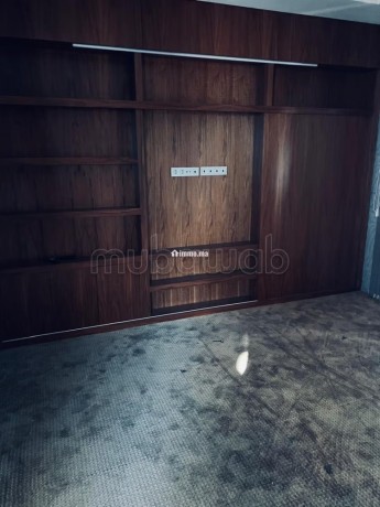 mabella-bureau-tres-moderne-sur-3-niveaux-big-12