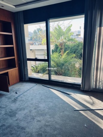 mabella-bureau-tres-moderne-sur-3-niveaux-big-16