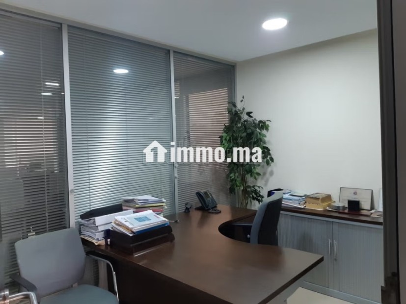 URGENT: Splendide plateau bureaux à Vendre. 1000 M - Vente Immobilier - Casablanca - photo 7