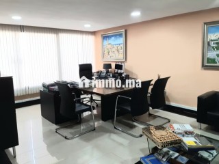 URGENT: Splendide plateau bureaux à Vendre. 1000 M - Bureau à vendre - Casablanca