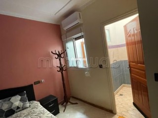 Louez cet appartement en Centre ville. 3 grandes pièces. Meublé - Appartement à louer - Nador