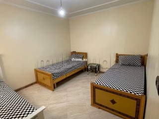 Louez cet appartement en Centre ville. 3 grandes pièces. Meublé - Appartement à louer - Nador