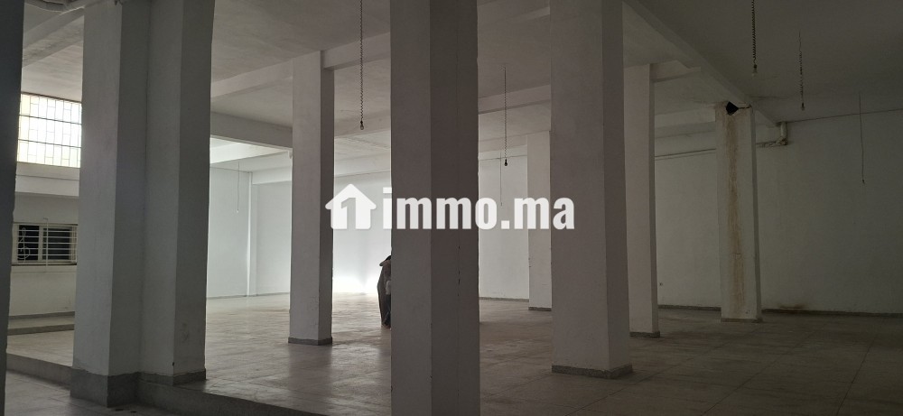 Grand magasin à louer sur meknes - Location Immobilier - Meknes - photo 3