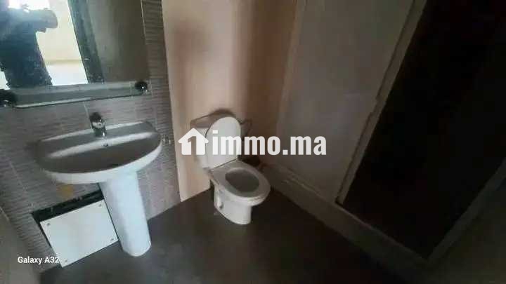 Studio loft ouvert vide à bourgogne - Location Immobilier - Casablanca - photo 7