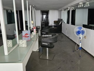 hassan-salon-desthetique-et-coiffure-a-vendre