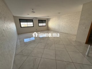Plateaux 45m2 bd ibn tachfyne a4500dhs - Appartement à louer - Casablanca