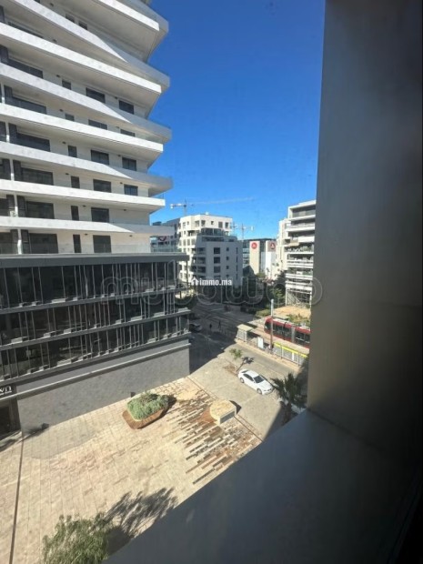Beaux bureaux à louer à Casablanca Finance City. Superficie 96 m². Double vitrage - Location Immobilier - Casablanca - photo 1
