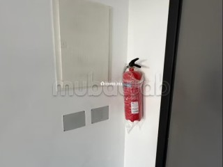 Beaux bureaux à louer à Casablanca Finance City. Superficie 96 m². Double vitrage - Bureau à louer - Casablanca