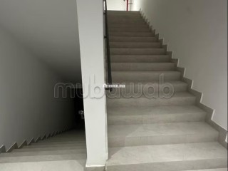 Beaux bureaux à louer à Casablanca Finance City. Superficie 96 m². Double vitrage - Bureau à louer - Casablanca