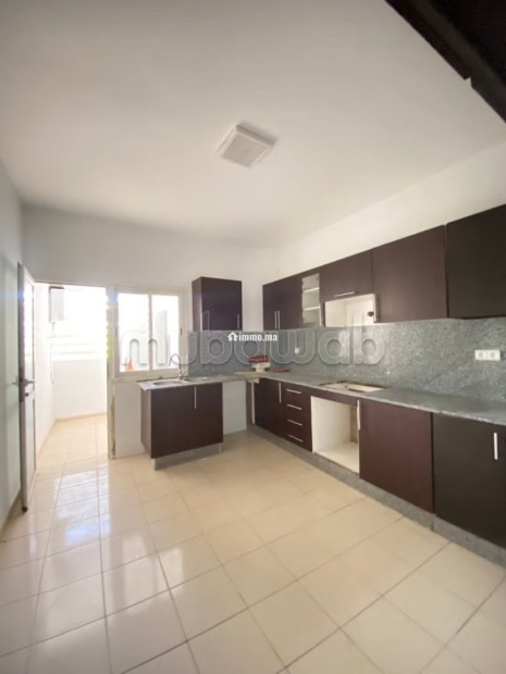 Louez cet appartement à Gauthier. 2 chambres. Antenne parabolique, résidence sécurisée - Location Immobilier - Casablanca - photo 5